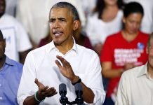 Barack Obama Deals With Hecklers In A Respectful, Un-Trumpian Way Barack Obama